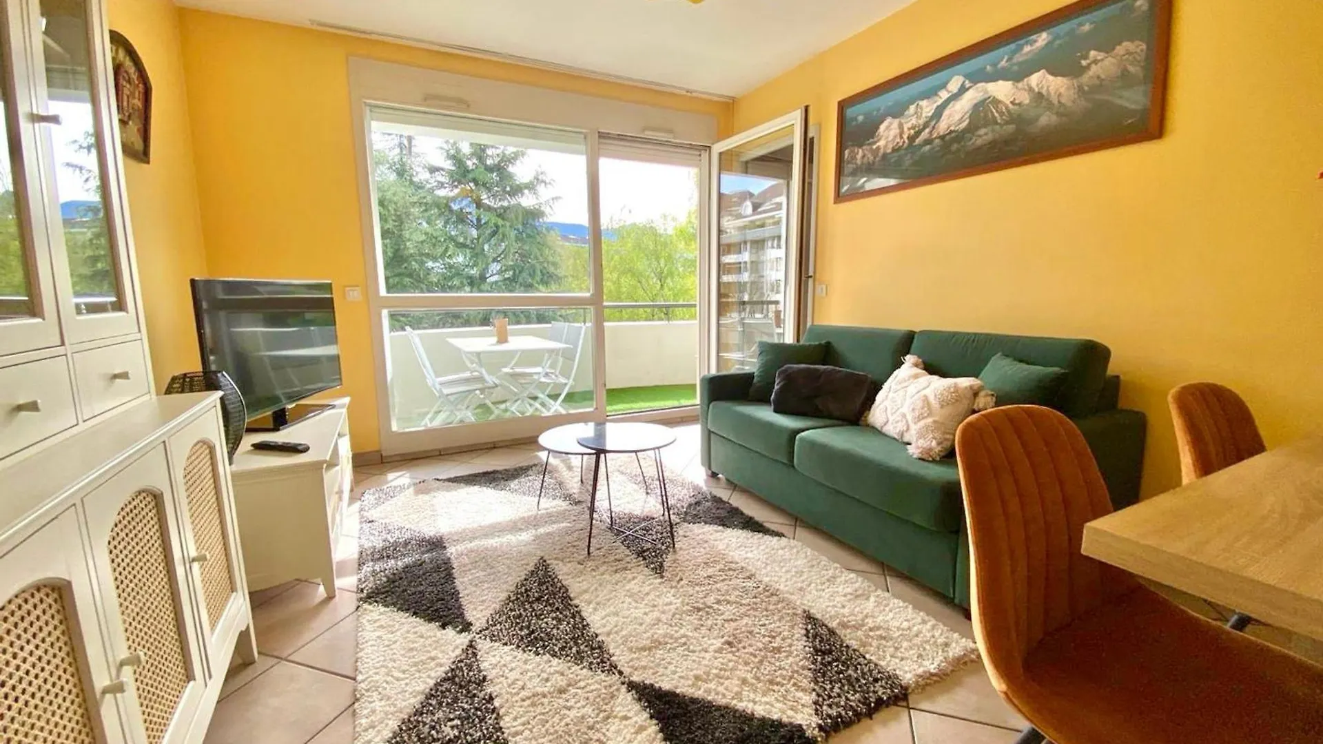 Superbe 2 Pieces Confort, Terrasse, Parking Prive, Proche Lac Et Centre D\'Annecy - Fr-1-432-73 contacts